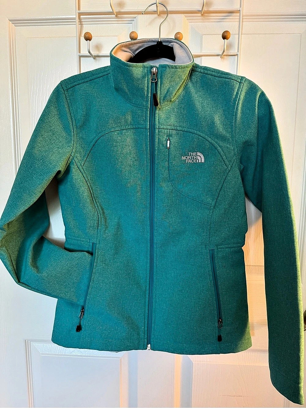The North Face Women'Small Apex Bionic Softshell Jacket Green Small